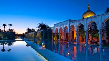 Palais Namaskar